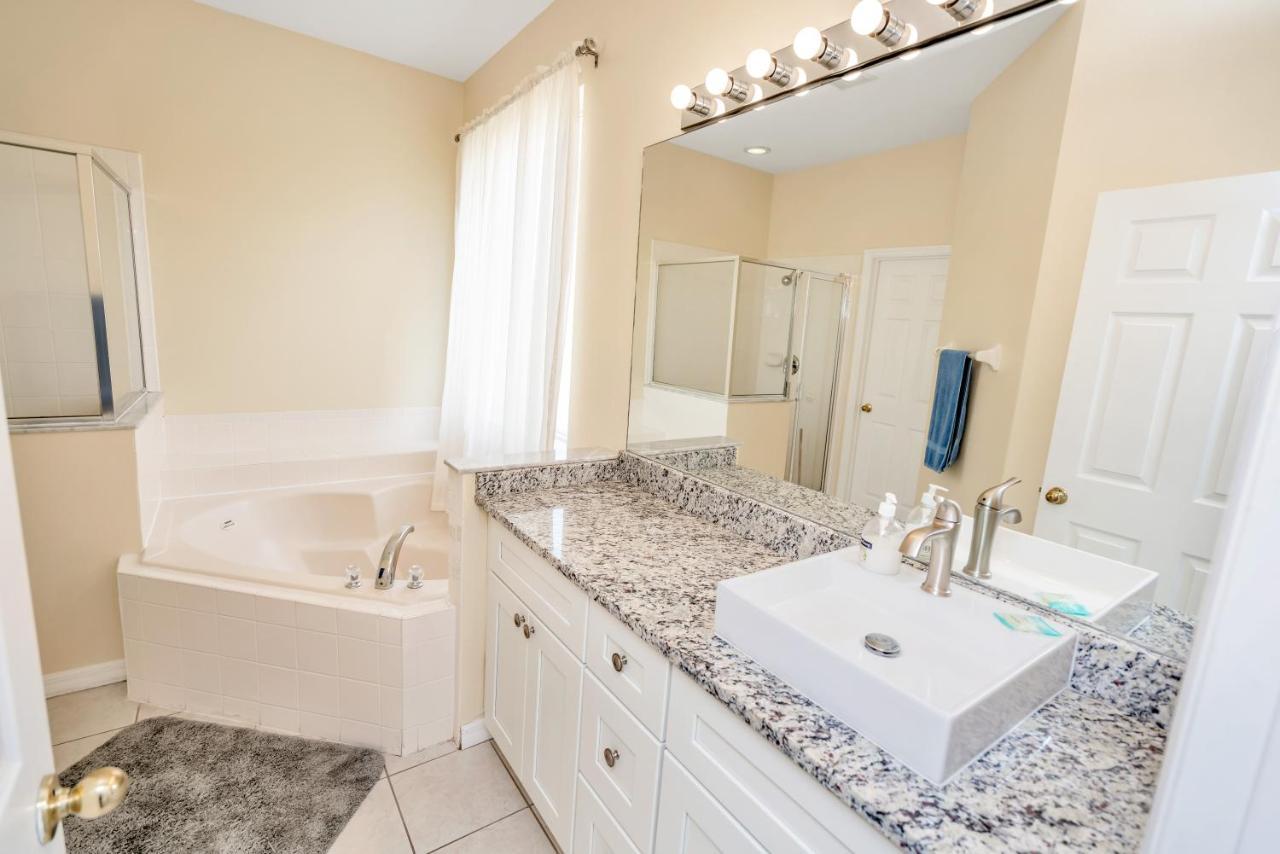 Disney Dream With Hot Tub, Pool, Xbox, Games Room, Lakeview, 10 Min To Disney, Clubhouse Kissimmee Zewnętrze zdjęcie
